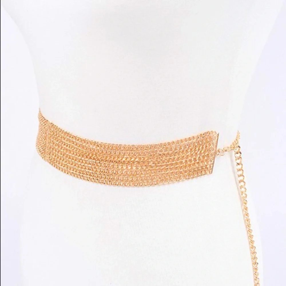 Gold Metal Chunky Chain Adjustable Statement Belt
